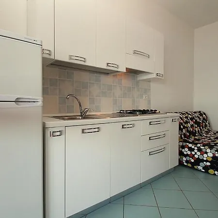 Agnone Sleeps 6 Air Con Wifi Βίλα